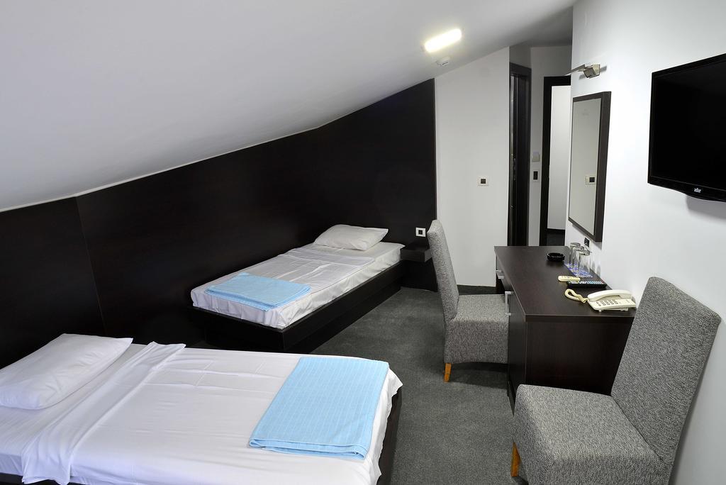 Hotel Golf Krusevac Room photo